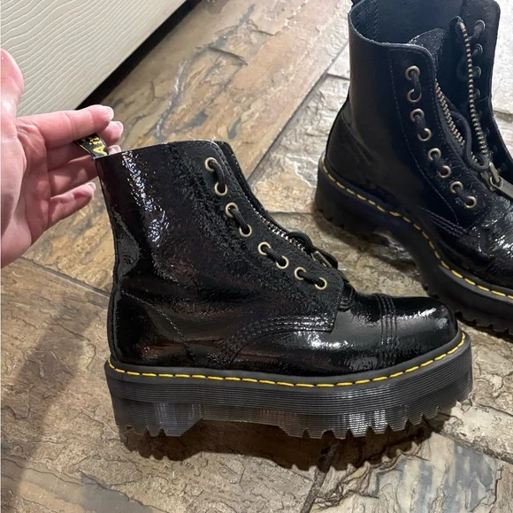 Sinclair Distressed Patent Leather Platform Boots - Dr Marten Size 8 - Picture 4 of 7